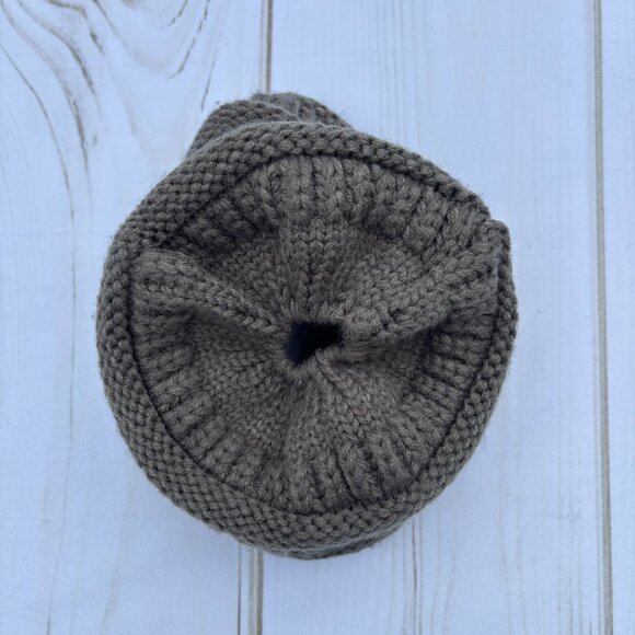 CC Chunky Cable Knit Cap Hat - Taupe/ Gray - Hole for Ponytail or Bun - Picture 3 of 6
